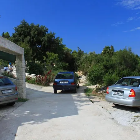 Seaside With A Swimming Pool Kneza - Korcula - 9269 Apartman