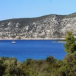 Seaside With A Swimming Pool Kneza - Korcula - 9269 Lägenhet