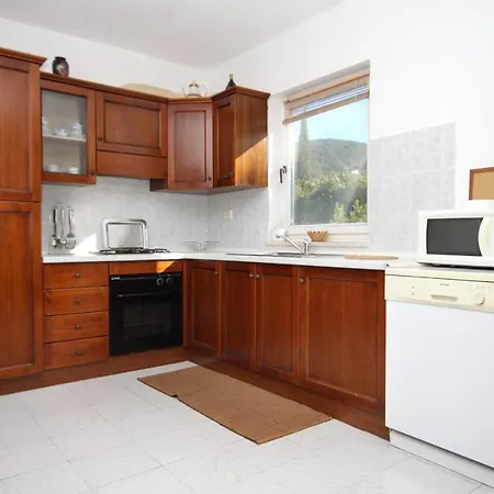 Seaside With A Swimming Pool Kneza - Korcula - 9269