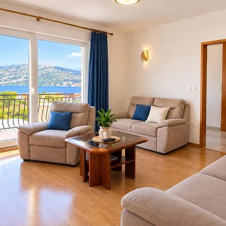 Seaside With A Swimming Pool Kneza, Korcula - 9269 Daire
